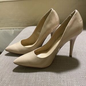 Jessica Simpson Classic Beige Heels